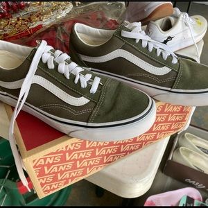 Brand New! Women’s Vans, Sz 8
